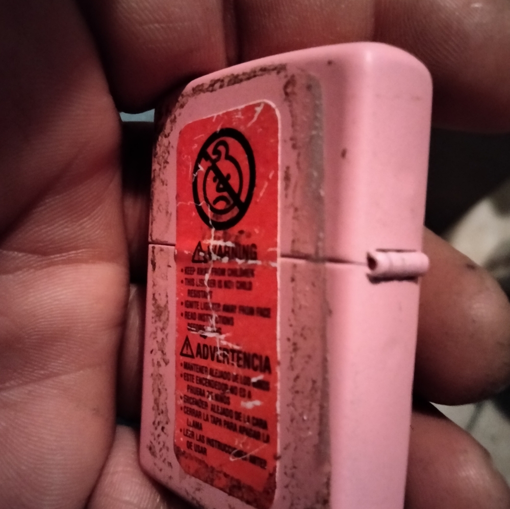 Pink Lighter - Picture 8 of 13